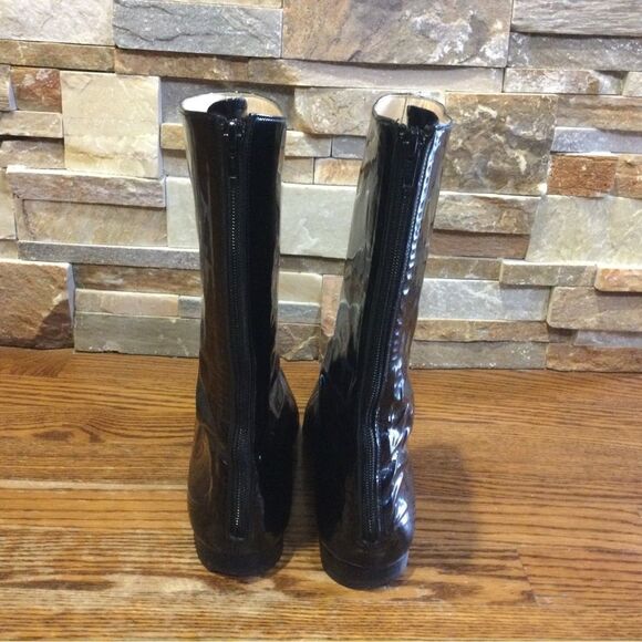 MANOLO BLAHNIK Black Patent Leather Calf High Flat Booties - Picture 3 of 9